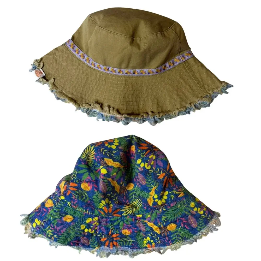 Girl Scouts bucket wear